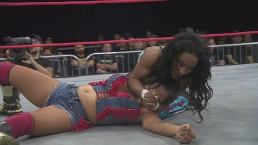 Mickie James / michelejames / themickiejames nude photo #0445