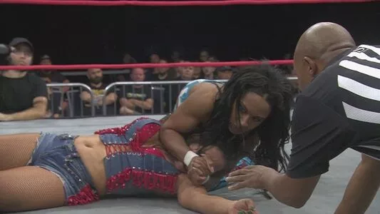 Mickie James / michelejames / themickiejames nude photo #0448