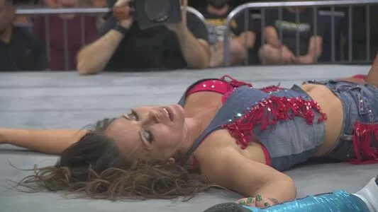 Mickie James / michelejames / themickiejames nude photo #0454
