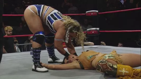Mickie James / michelejames / themickiejames nude photo #0500