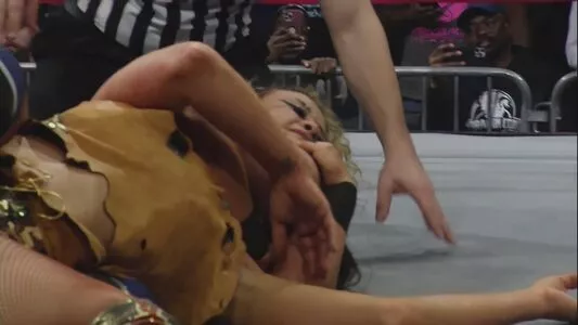 Mickie James / michelejames / themickiejames nude photo #0526
