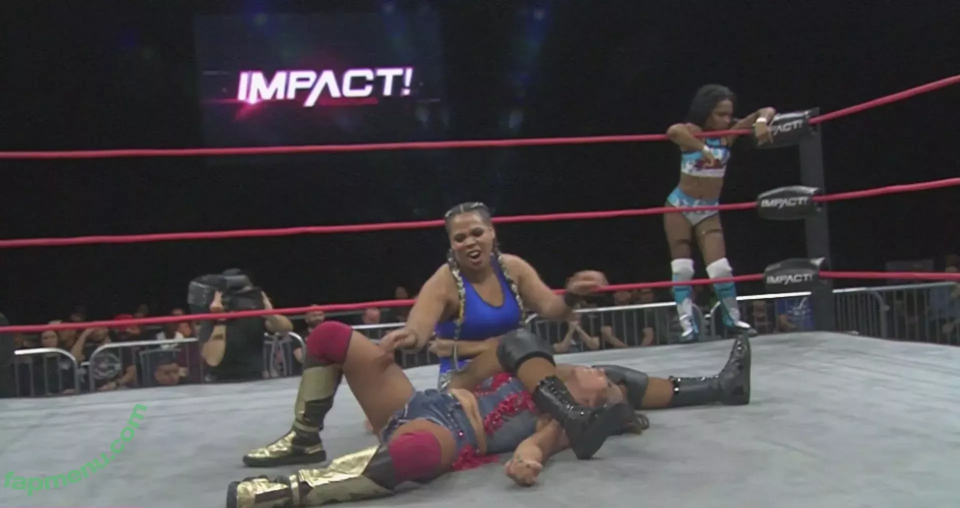 Mickie James nude photo #0417 (michelejames / themickiejames)