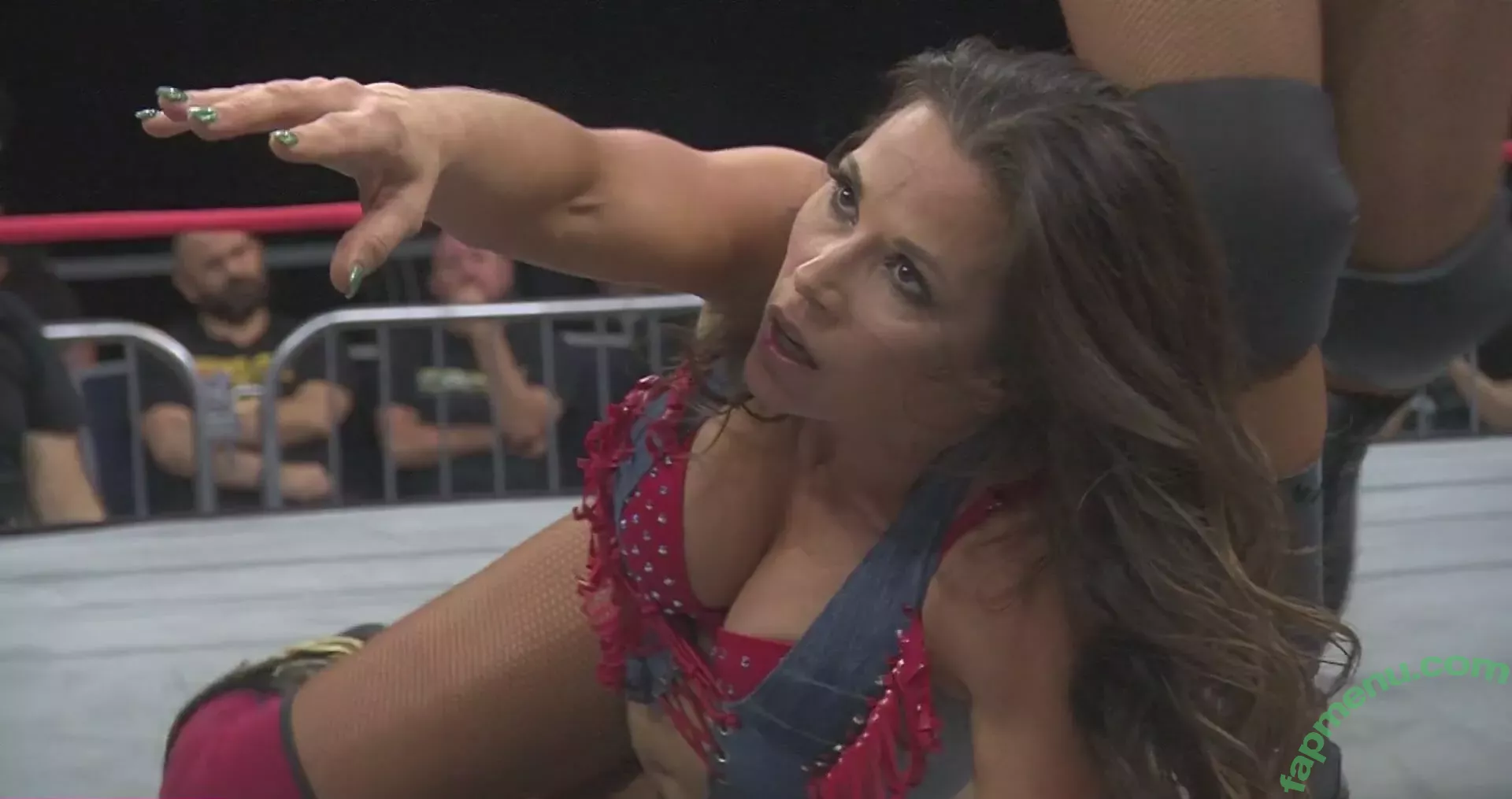 Mickie James nude photo #0421 (michelejames / themickiejames)