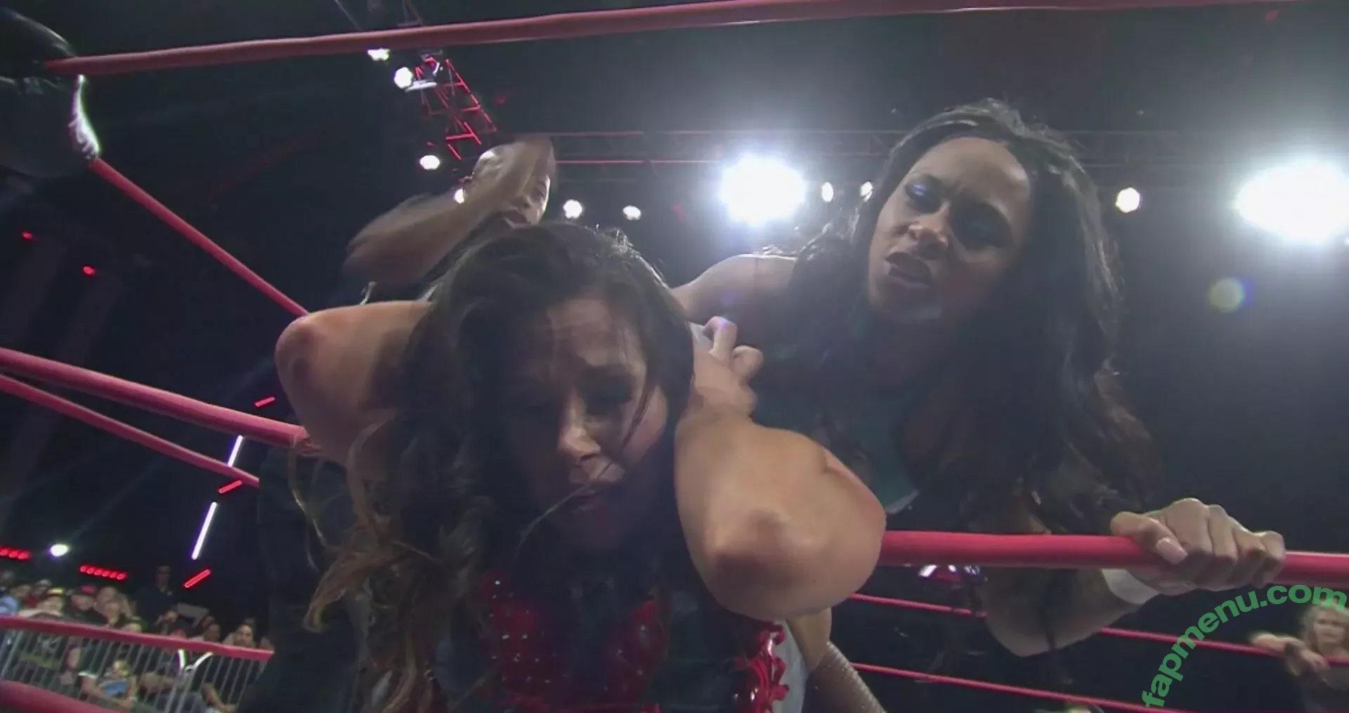 Mickie James nude photo #0434 (michelejames / themickiejames)