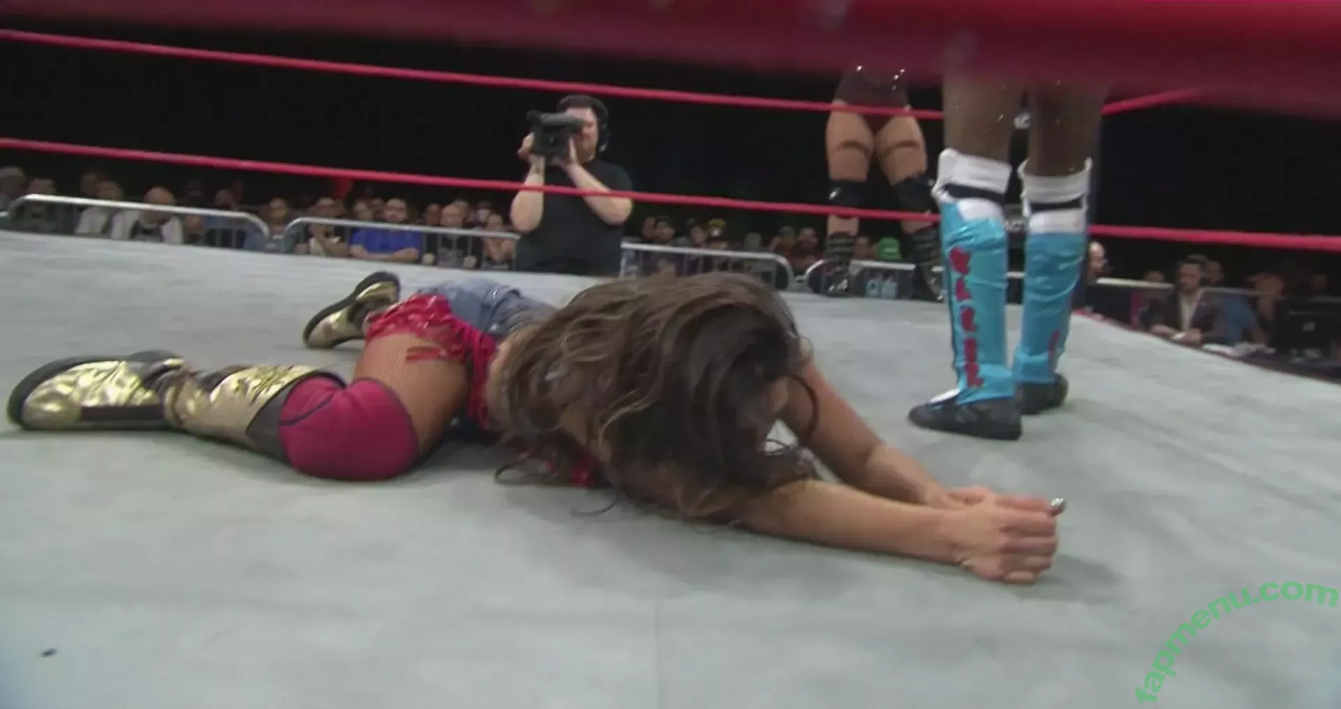 Mickie James nude photo #0435 (michelejames / themickiejames)