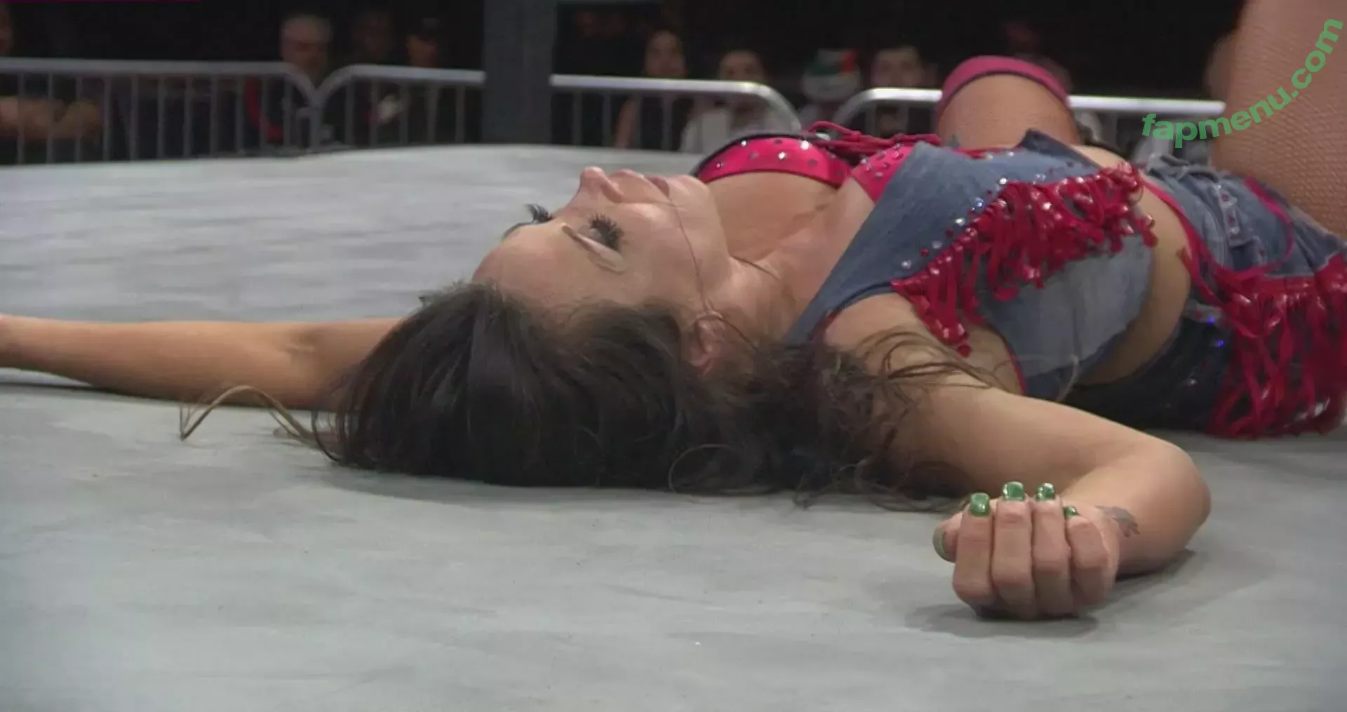 Mickie James nude photo #0459 (michelejames / themickiejames)