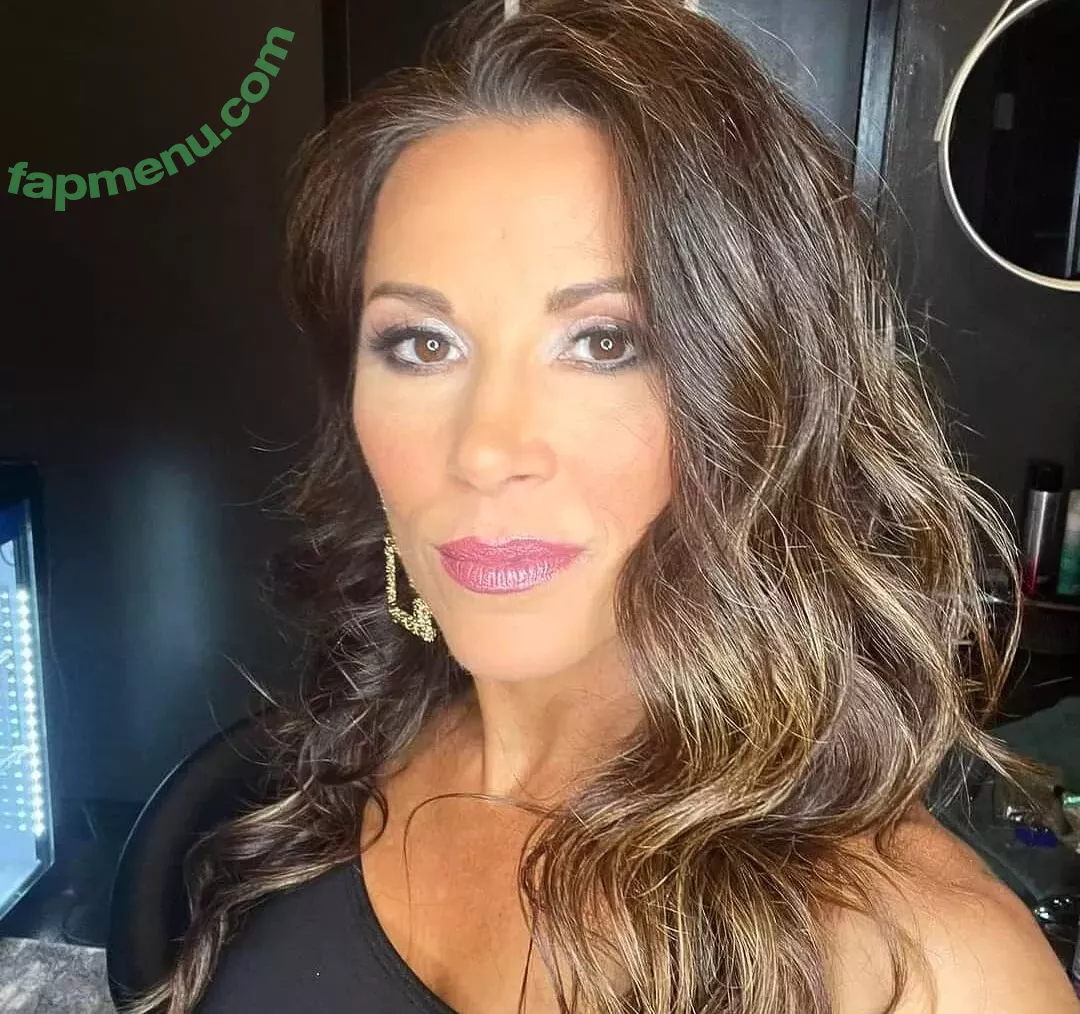 Mickie James nude photo #0466 (michelejames / themickiejames)