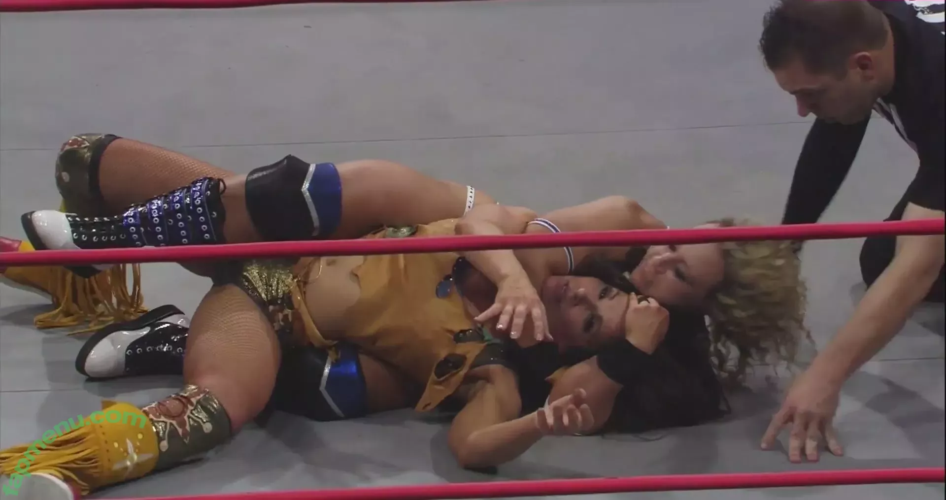 Mickie James nude photo #0525 (michelejames / themickiejames)