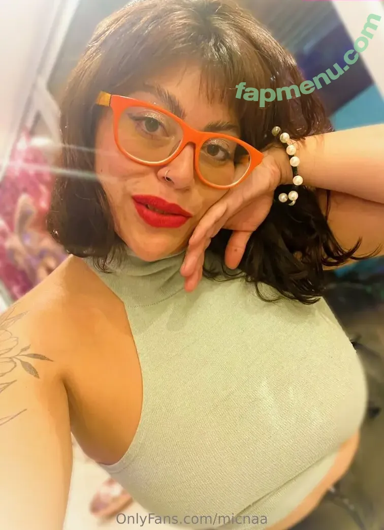micnaa nude photo #0012 (micnaa)