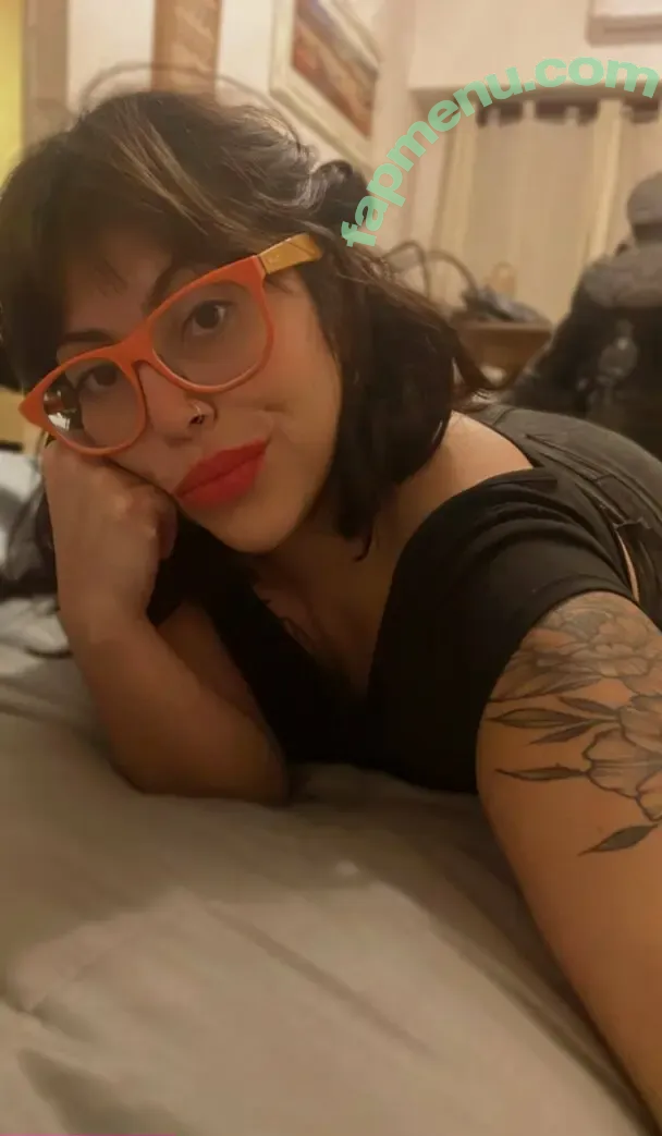 micnaa nude photo #0013 (micnaa)