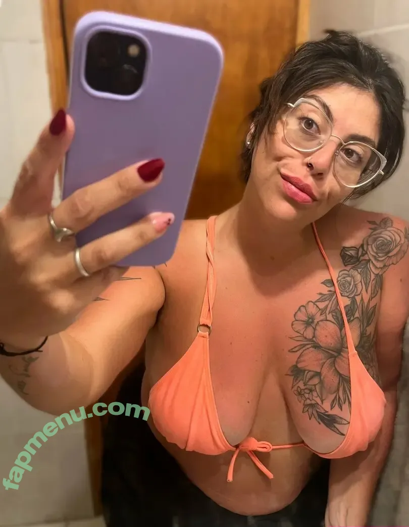 micnaa nude photo #0025 (micnaa)