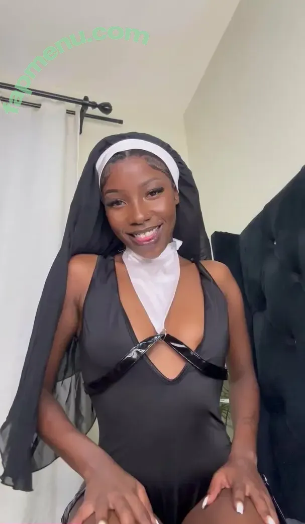 Midnight Kali nude photo #0193 (kaliebony / vampirekali)