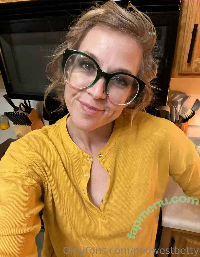 midwestbetty nude photo #0010 (midwestbetty)