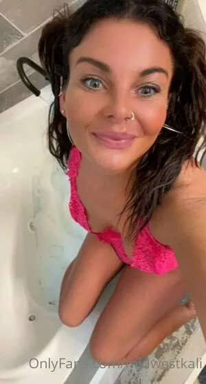 midwestkali / kali_wyldxoxo nude photo #0039