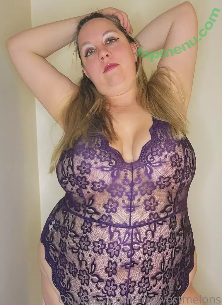 midwestmelons nude photo #0052 (midwesternstl)