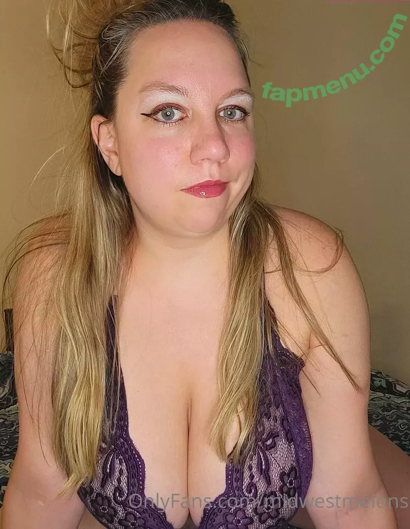 midwestmelons nude photo #0064 (midwesternstl)