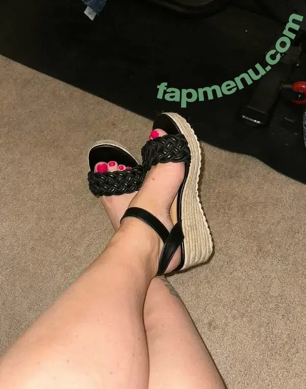 midwestspice317 nude photo #0050 (Holly / Midwest Spice 317 / midwest.princess317 / randomess317)