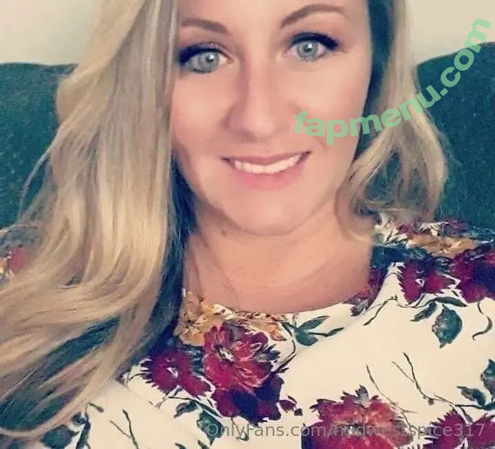 midwestspice317 nude photo #0056 (Holly / Midwest Spice 317 / midwest.princess317 / randomess317)