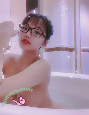 mie.ngn3 / mienguyen003 nude photo #0017