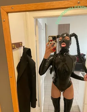  nude photo #0002