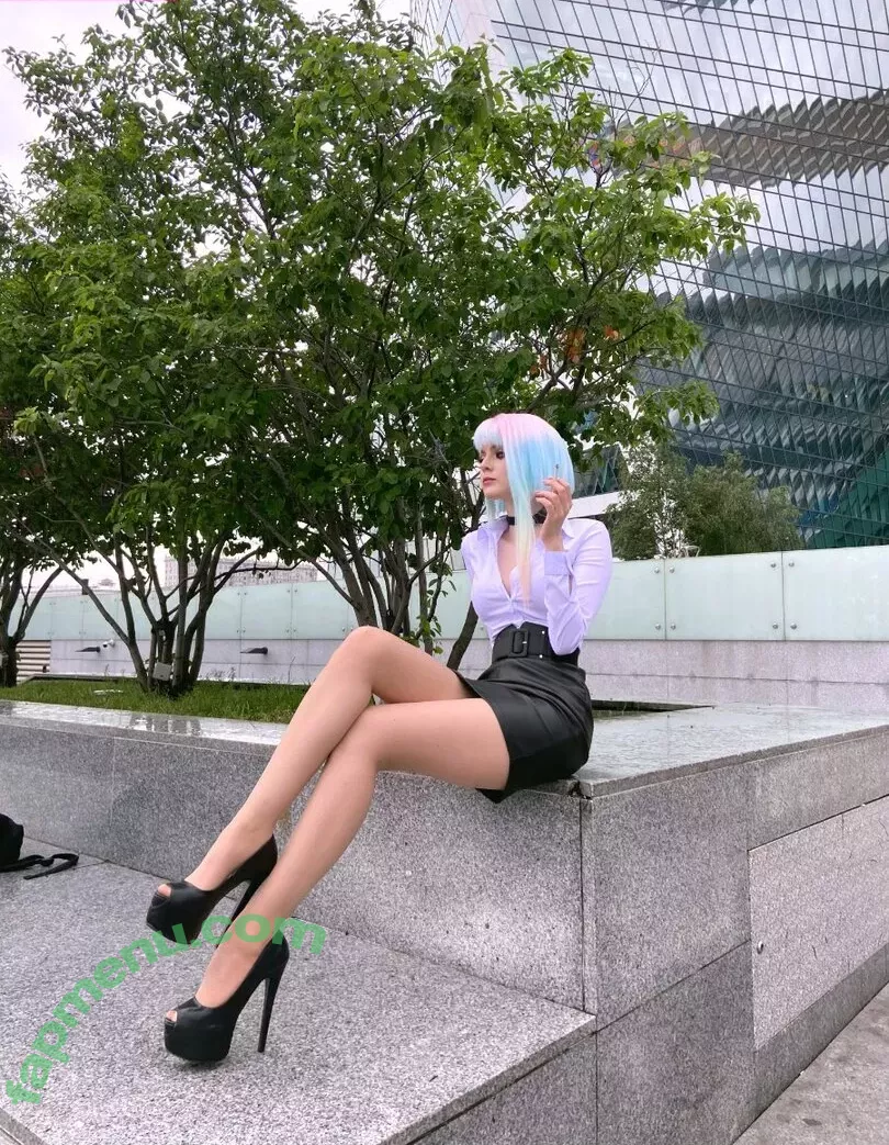 MightyRaccoon nude photo #0015 (Alice Spiegel)