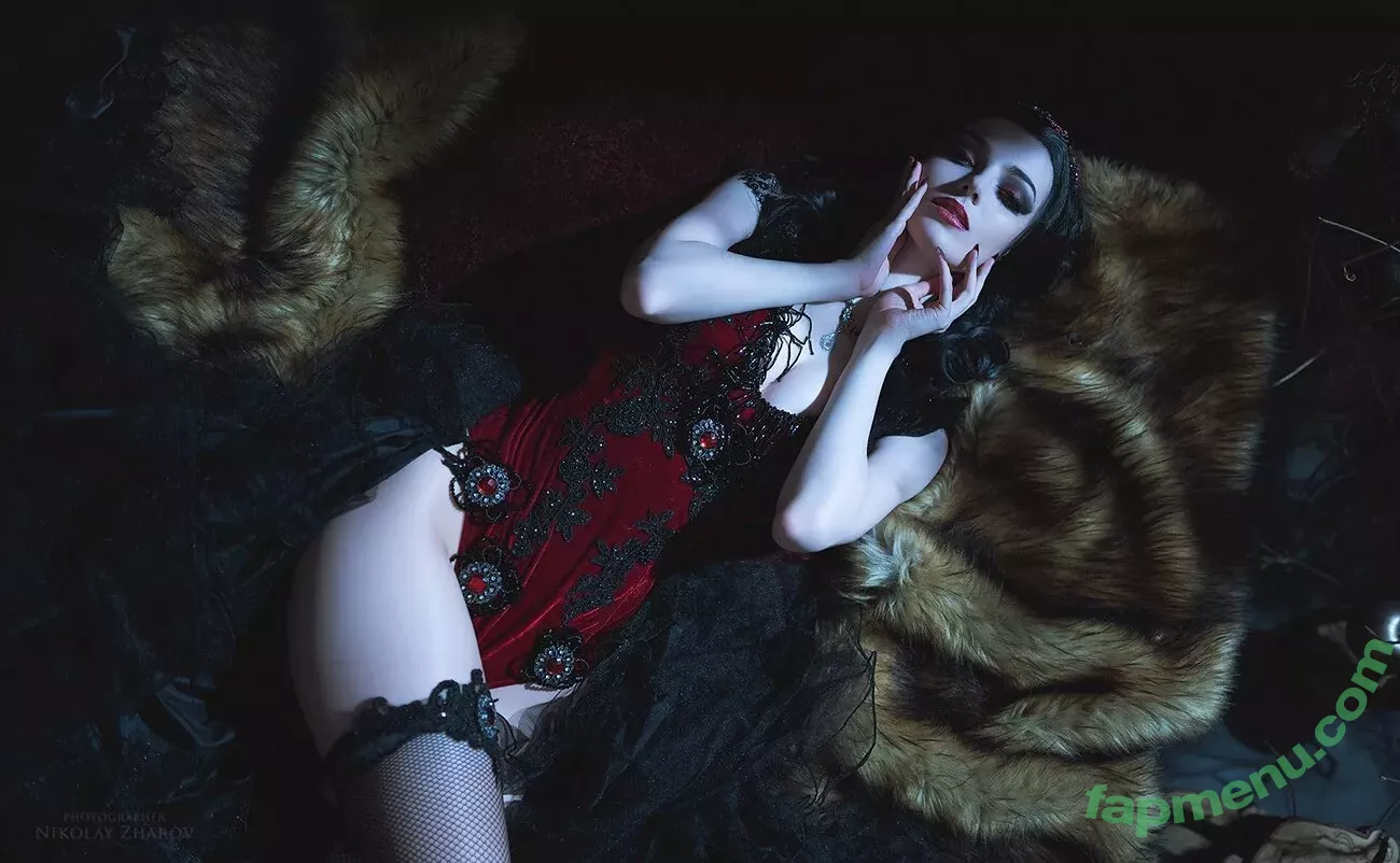 MightyRaccoon nude photo #0176 (Alice Spiegel)