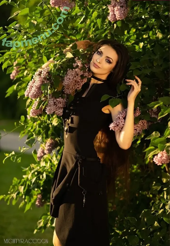 MightyRaccoon nude photo #0404 (Alice Spiegel)