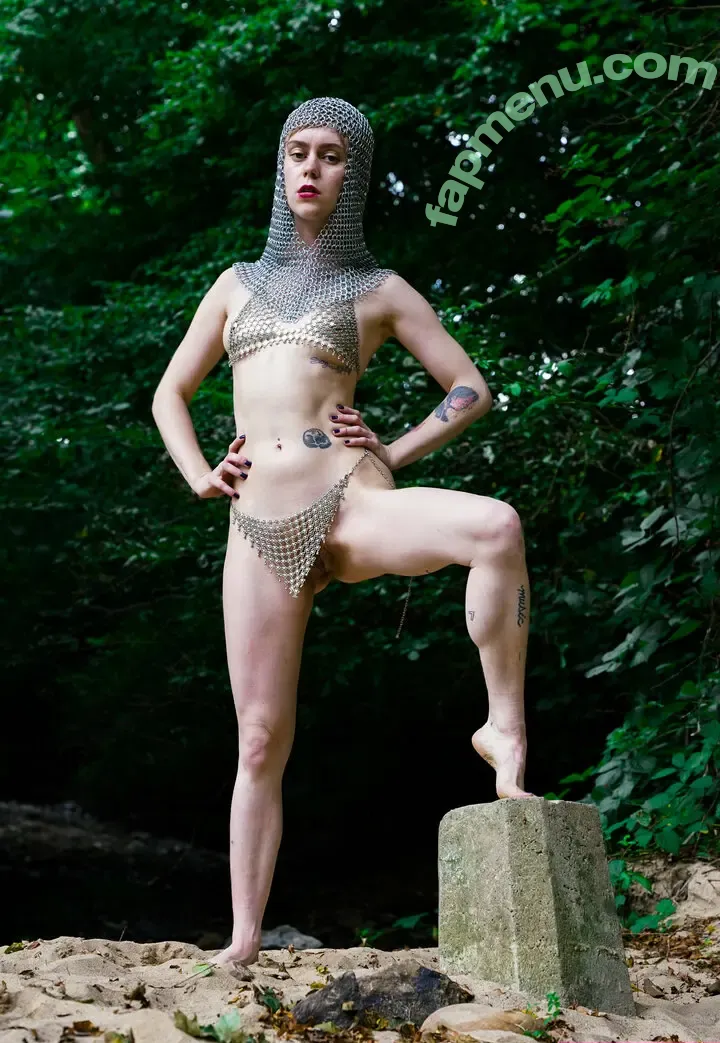 migistardust nude photo #0003 (migitravels)