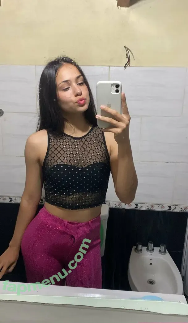 miiiippo nude photo #0025 (miiiippo)