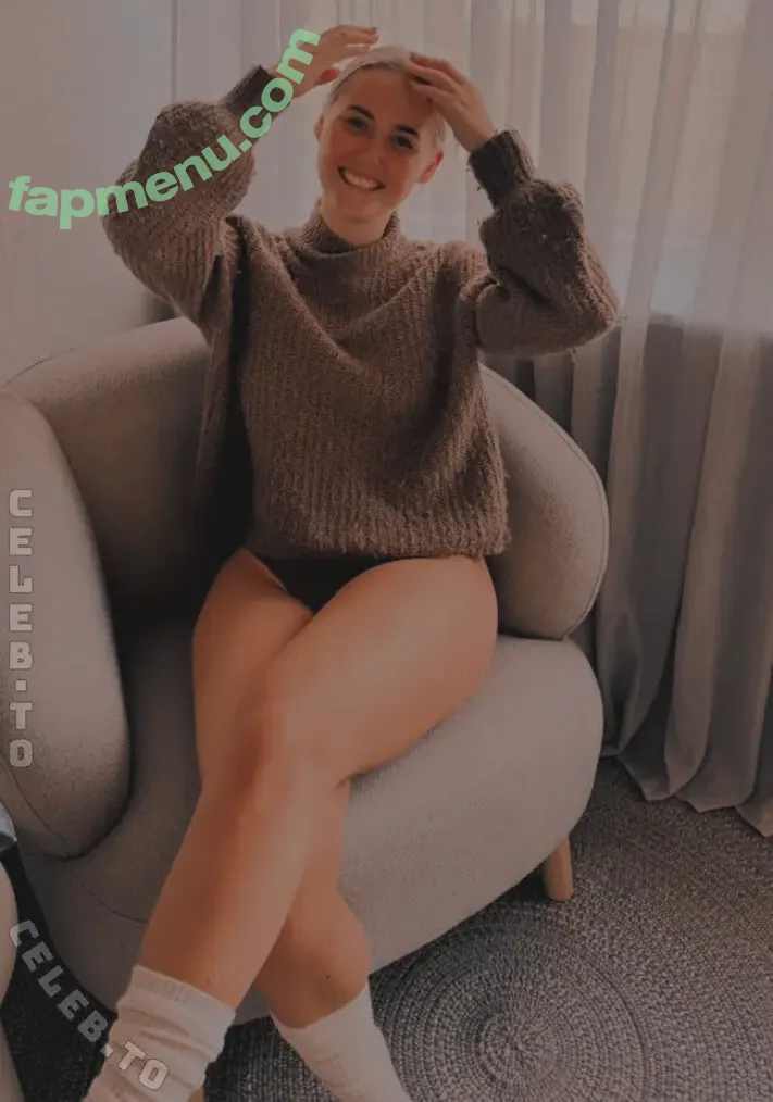 Miiileb nude photo #0009 (miiilleb)