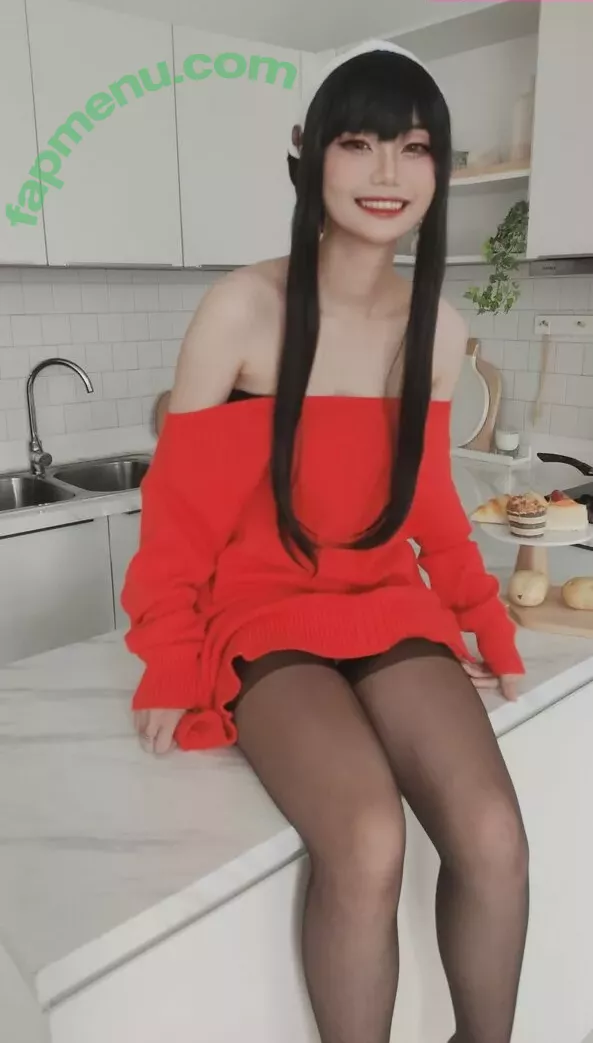 Miinmeow nude photo #0047 (meaowzi / miin.meow)