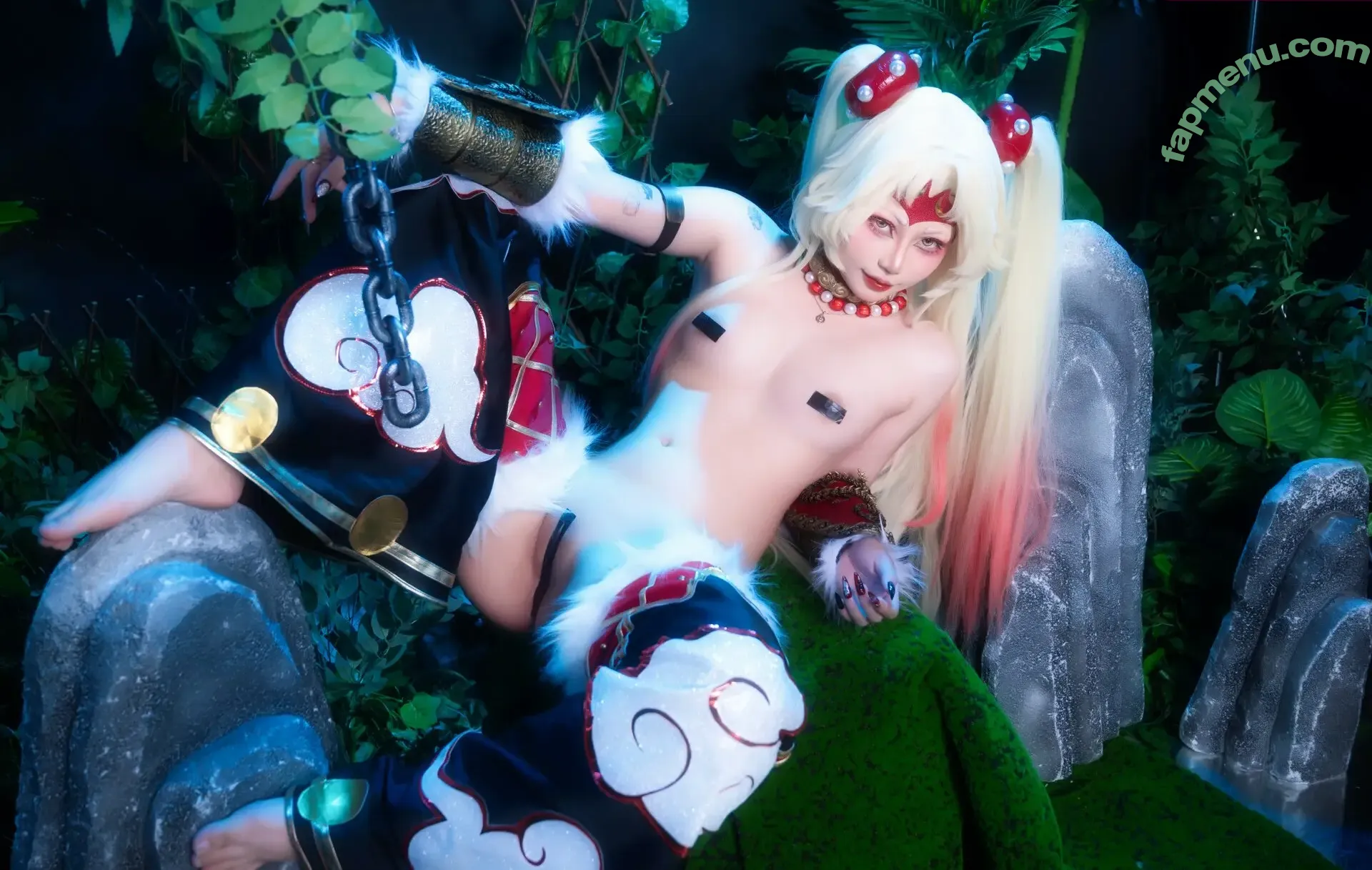 Miinmeow nude photo #0198 (meaowzi / miin.meow)