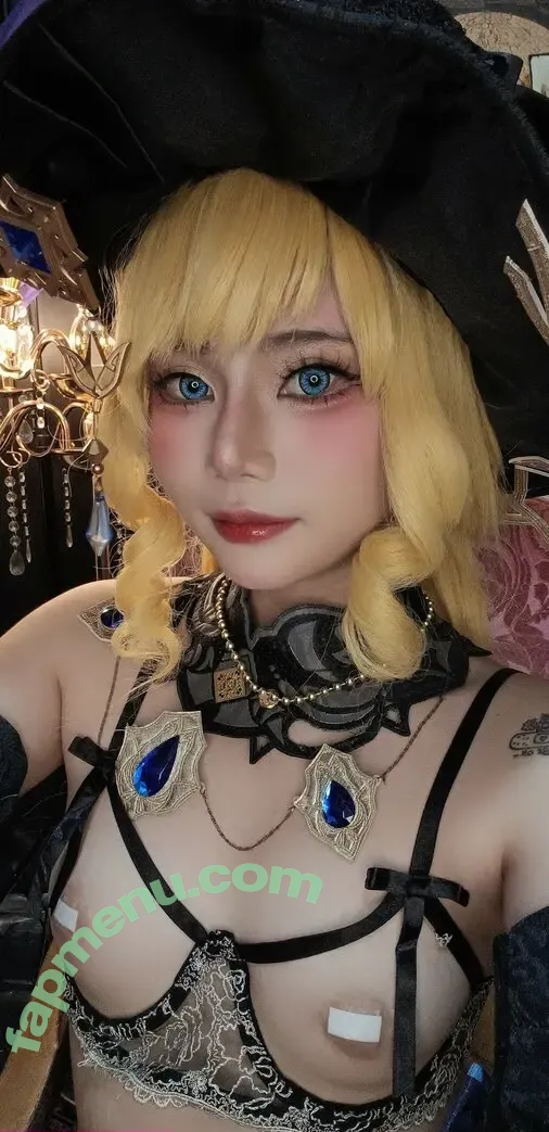 Miinmeow nude photo #0307 (meaowzi / miin.meow)