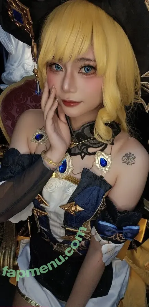 Miinmeow nude photo #0310 (meaowzi / miin.meow)