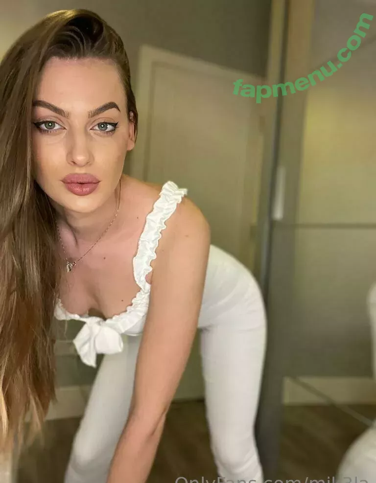 mik3la nude photo #0090 (mi.ch3la)