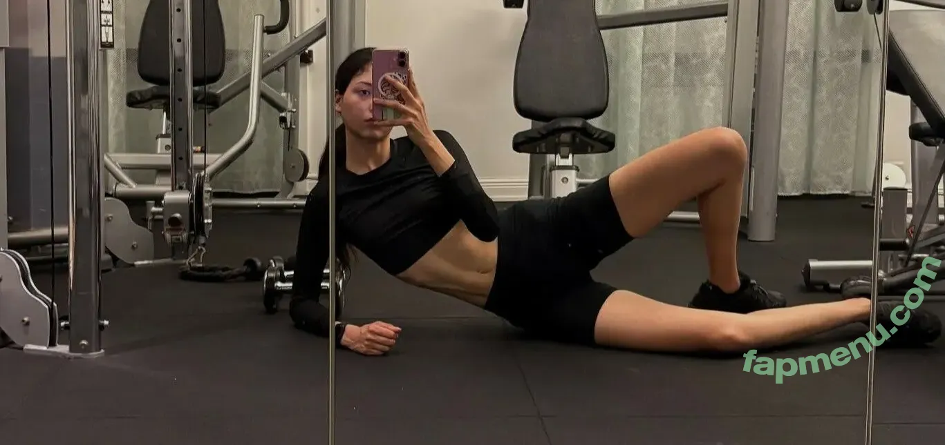 Mika Schneider nude photo #0011 (mikaschndr)