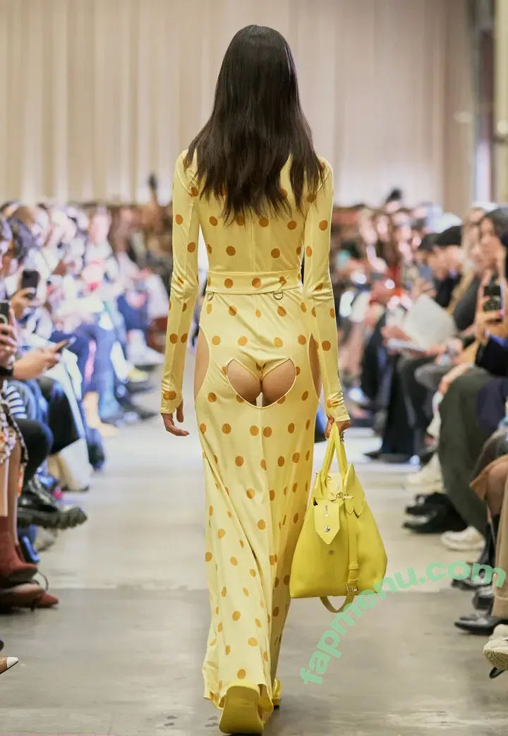 Mika Schneider nude photo #0012 (mikaschndr)