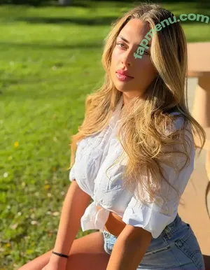 Mikaela Ingolia / mikaelaingolia nude photo #0087