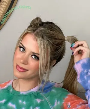 Mikaela Long / mikaelallong nude photo #0001