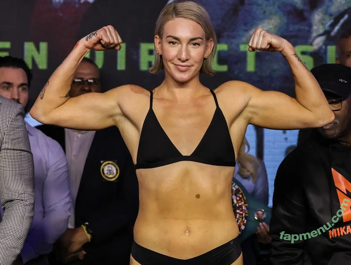 Mikaela Mayer nude photo #0067 (mikaelamayer)