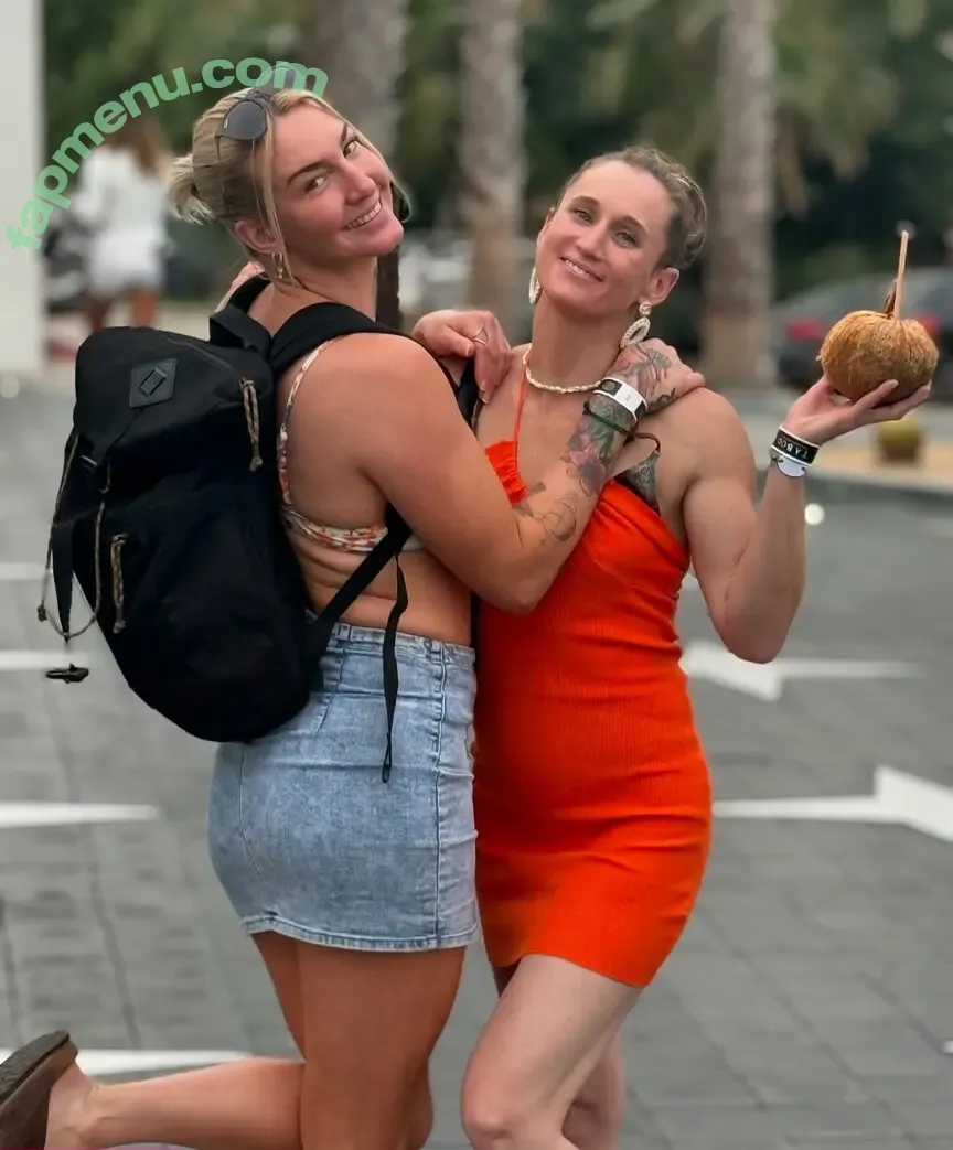 Mikaela Mayer nude photo #0075 (mikaelamayer)