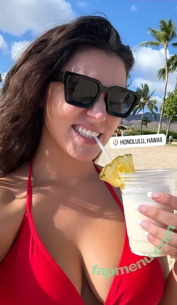 Mikaela Pascal nude photo #0001 (mikaela_pascal / mikaelapascal)