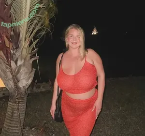 Mikaela / kaela95 / mikaelallong / smolgirlmikaela nude photo #0099