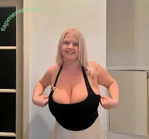 Mikaela / kaela95 / mikaelallong / smolgirlmikaela nude photo #0121