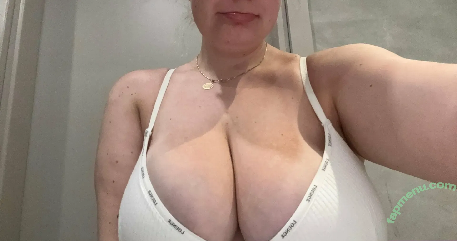 mikaela222 nude photo #0059 (mikaela222)