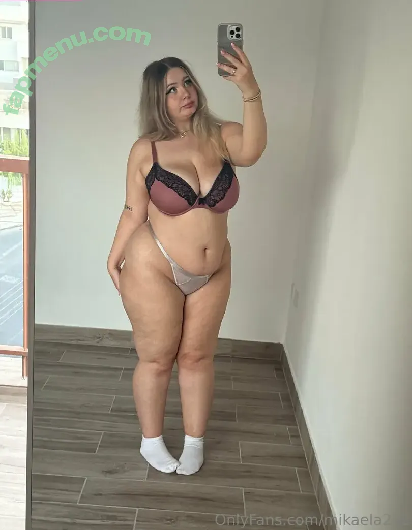 mikaela222 nude photo #0117 (mikaela222)