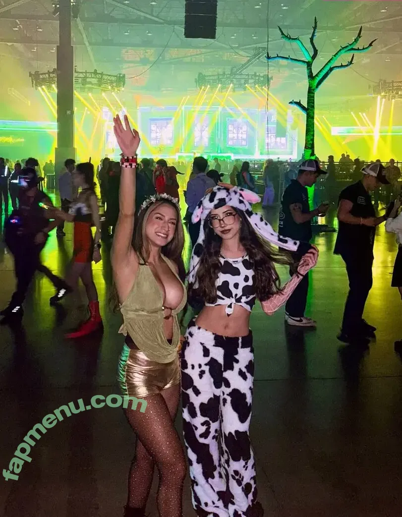 Mikaelachavezt nude photo #0047 (Mikaelachavezt)