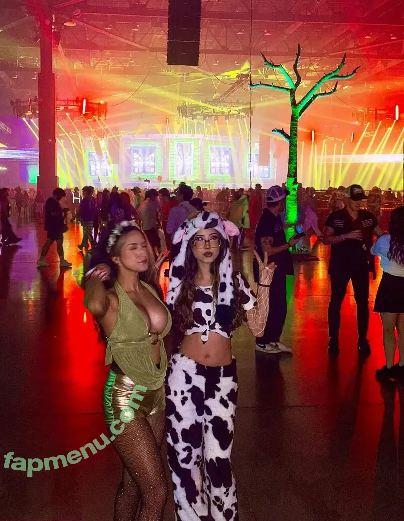 Mikaelachavezt nude photo #0049 (Mikaelachavezt)