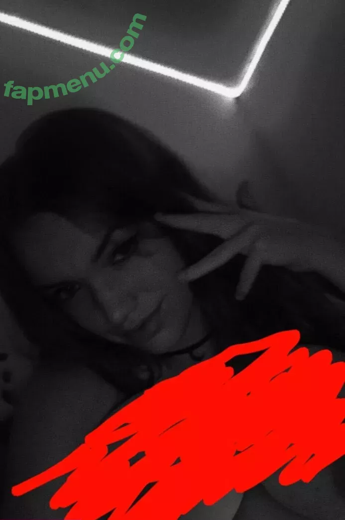 Mikahhlynn nude photo #0116 (Mikah / Myekuh / mikahlyynn)