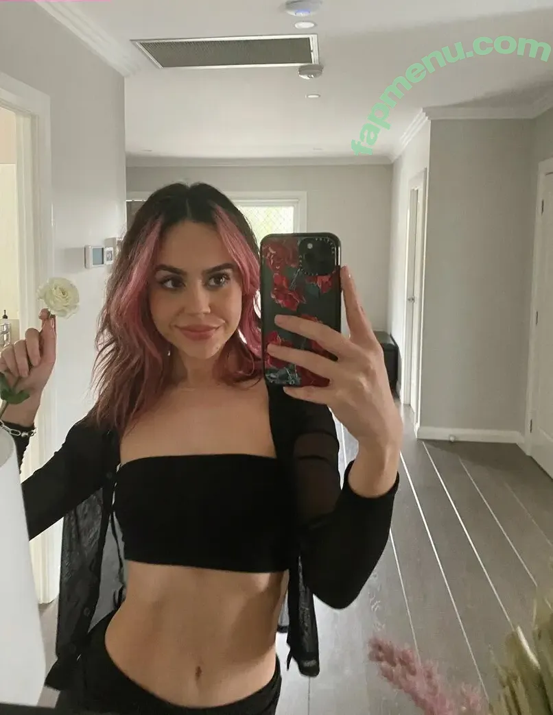 Mikaila Delgado nude photo #0007 (diandradelgado / mikailadelgado)